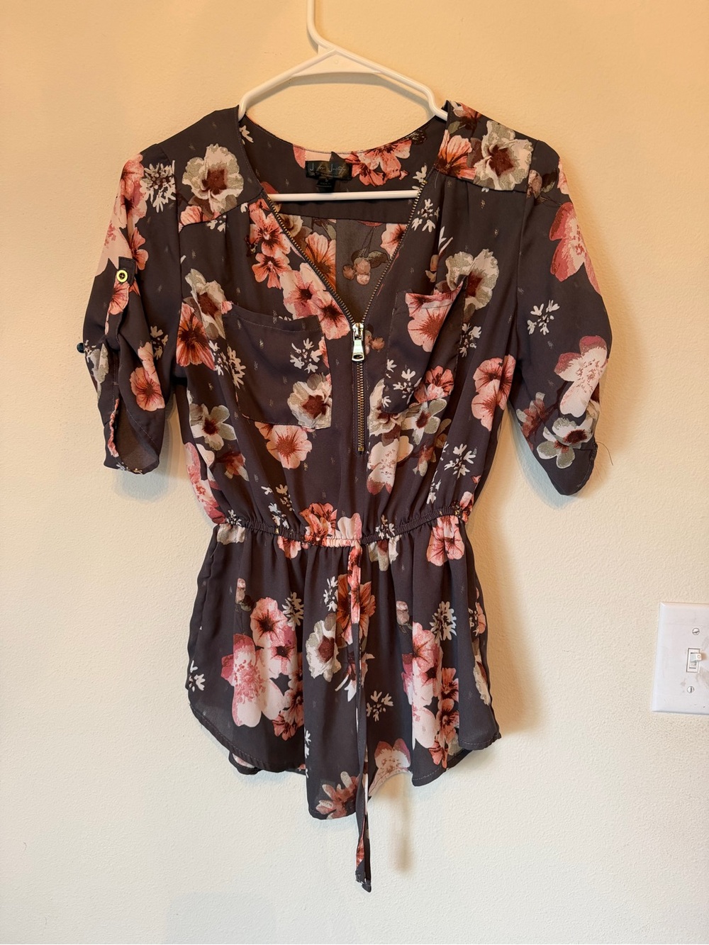 Just USA Charcoal Floral Zip-Front Peplum Blouse with Pink Flowers